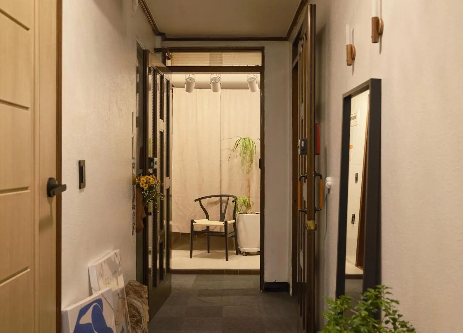 Pensjonat Walking Distance To Sindorim Station, 3 Rooms, 4 Queen Beds, 2 Bathrooms, 1 Minute To Yeongdeungpo Station Bus Stop Seul